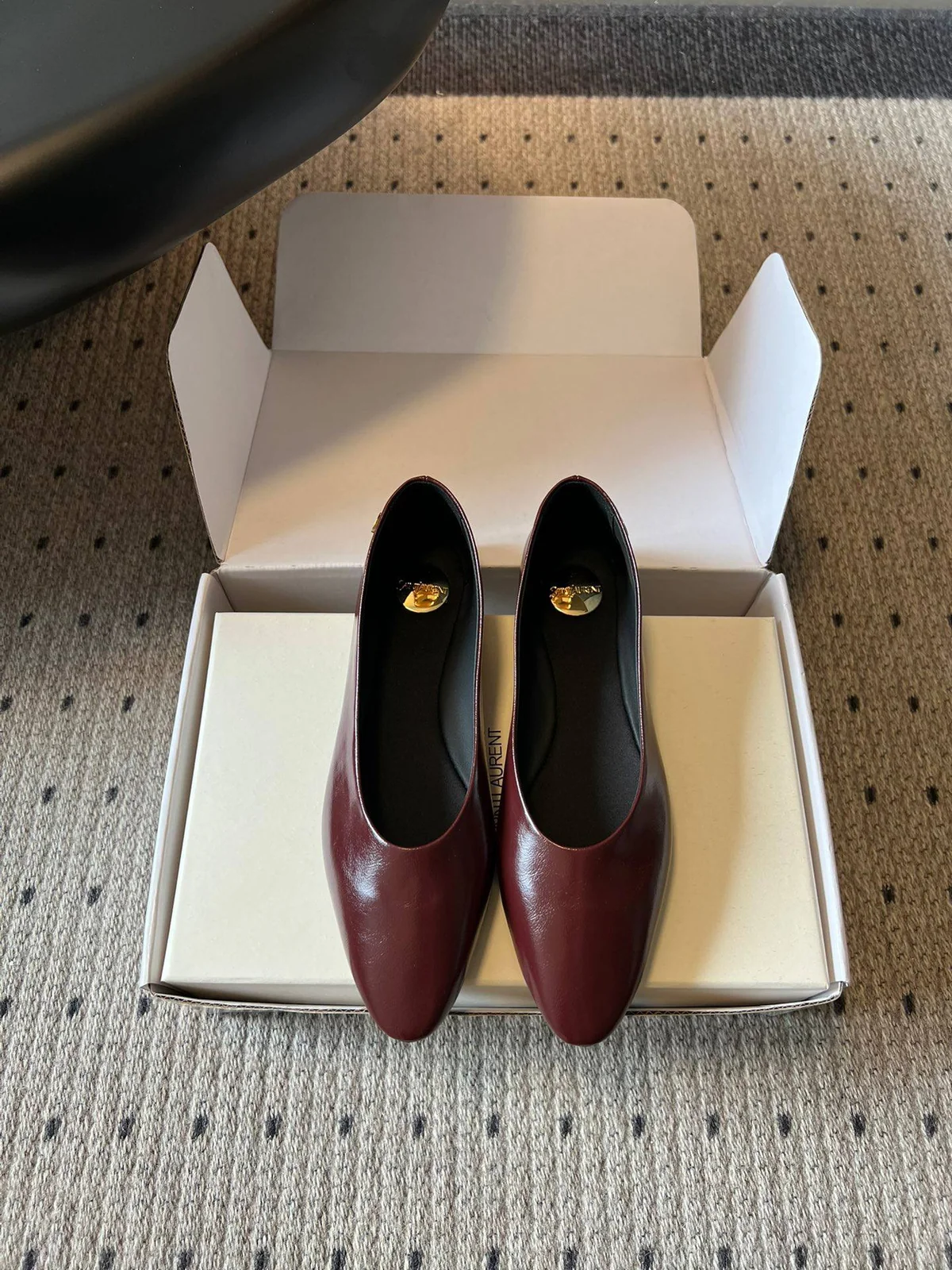 Жіночі туфлі - Saint Laurent